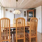 6 Person In 度假居 *